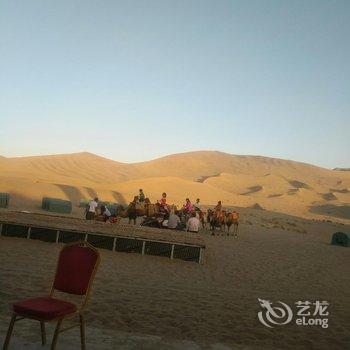 敦煌大漠传奇沙漠露营基地住宿酒店提供图片