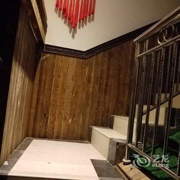 西江精品卧龙主题酒店酒店提供图片