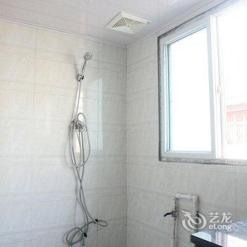凤凰一家人客栈酒店提供图片