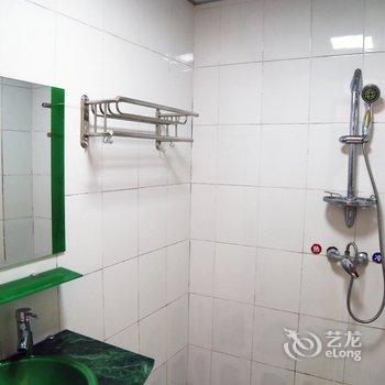 凤凰一家人客栈酒店提供图片