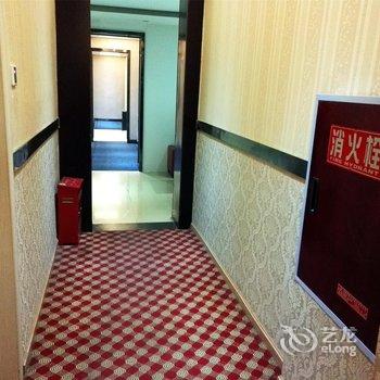 达州万源米乐主题酒店酒店提供图片