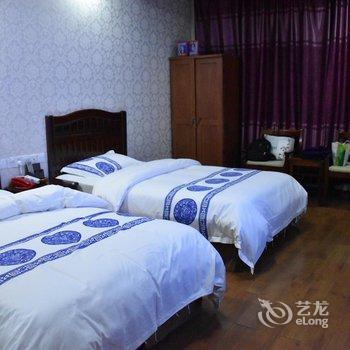 张家界溪布街陆号客栈酒店提供图片