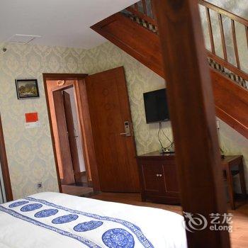 张家界溪布街陆号客栈酒店提供图片