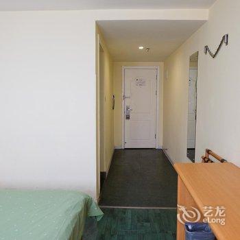 ��ҿ�ݾƵ�(��³ľ���վ��һ��԰��)�Ƶ��ṩͼƬ