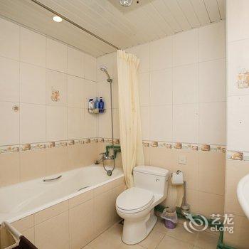 上海蔚蓝天空普通公寓(民族园路店)酒店提供图片