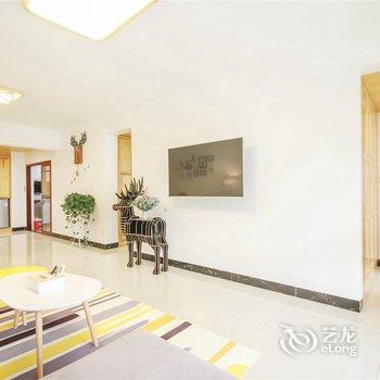 广州鹿驻民宿(星汇园店)酒店提供图片