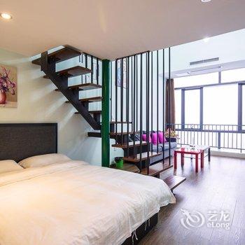 四月上筑复式公寓(广州南站长隆店)酒店提供图片