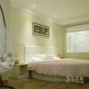 辉县市华隆丽都风尚酒店酒店提供图片