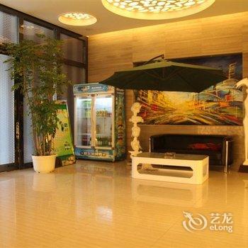 辉县市华隆丽都风尚酒店酒店提供图片