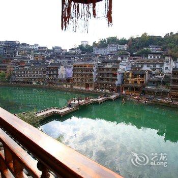 凤凰金水楼江景客栈酒店提供图片