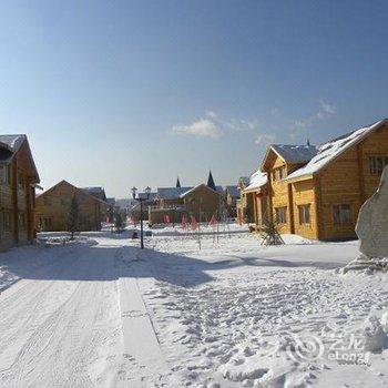 亚布力滑雪场风情别墅酒店提供图片