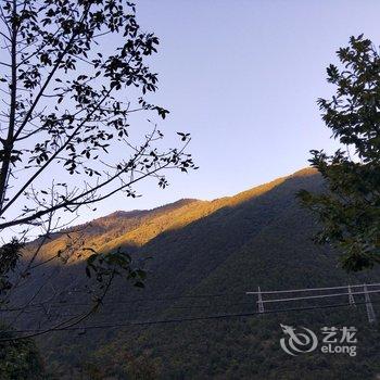 海螺沟榕栖观景楼酒店酒店提供图片