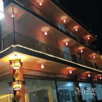 海螺沟榕栖观景楼酒店酒店提供图片