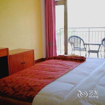 泸沽湖青青家园假日酒店酒店提供图片