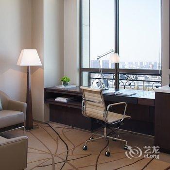 上海苏宁环球万怡酒店酒店提供图片
