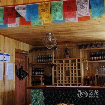 香格里拉中虎跳峡桥咖啡客栈酒店提供图片