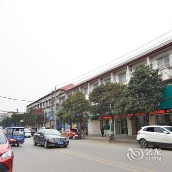 舞钢市龙圣宾馆酒店提供图片