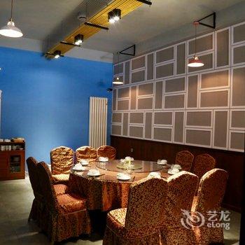 海拉尔火车小镇主题酒店酒店提供图片