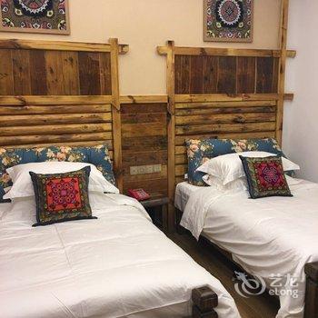 张家界虫二客栈酒店提供图片