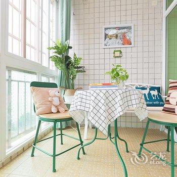 海口伊家小清新度假公寓美丽沙花园店酒店提供图片