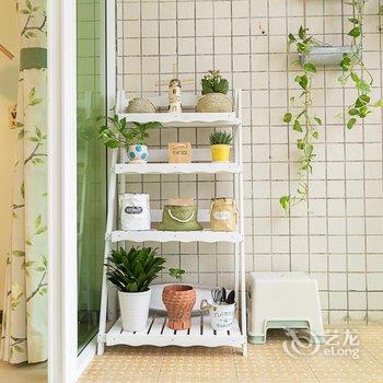 海口伊家小清新度假公寓美丽沙花园店酒店提供图片