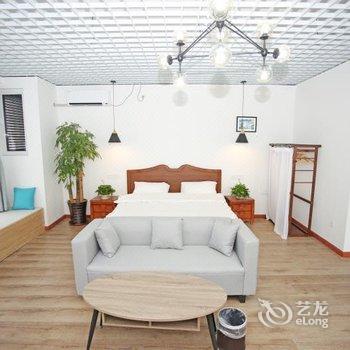 青岛美驻小屋重庆南路店酒店提供图片