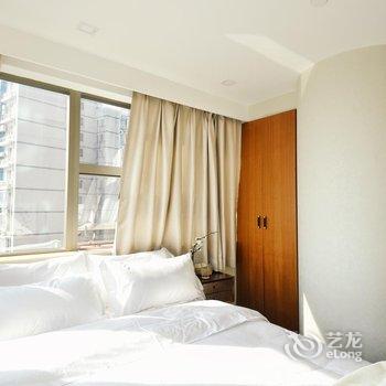 深圳寓荐精品酒店式公寓(福田口岸店)酒店提供图片
