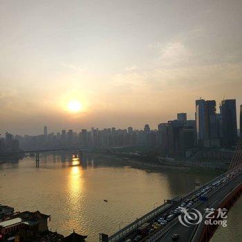 重庆时光印记青年公寓(解放碑洪崖洞江景店)酒店提供图片