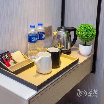 宿适轻奢酒店（上海延安西路店）酒店提供图片