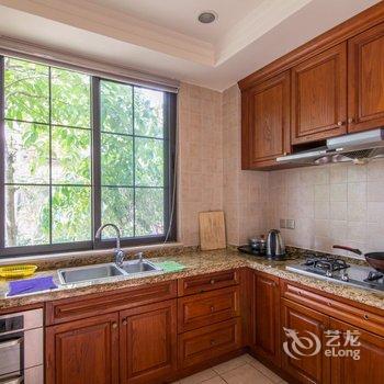 广州趣聚会别墅(G94珠三角环线高速分店)酒店提供图片