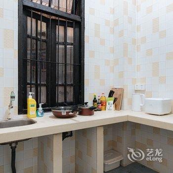 广州敖小胡普通公寓(新河浦路店)酒店提供图片