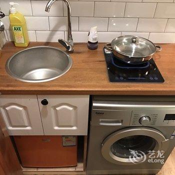 上海洄流之家普通公寓(汾阳路店)酒店提供图片