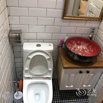 上海洄流之家普通公寓(汾阳路店)酒店提供图片