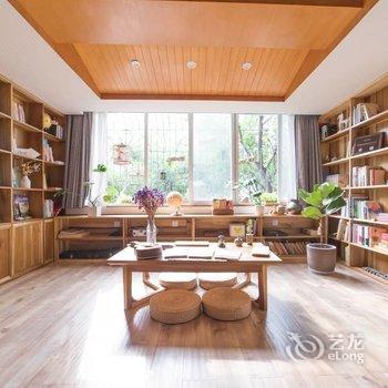 成都来去七时普通公寓(泡桐树街店)酒店提供图片