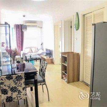 上海秋意凉amp普通公寓(康定路店)酒店提供图片