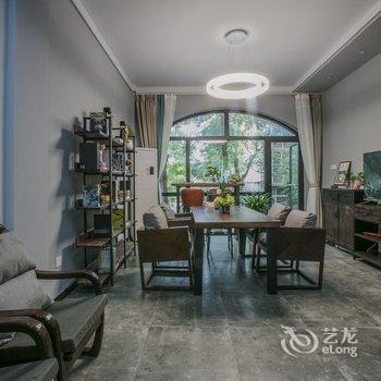 成都路客谷地公社复式酒店提供图片