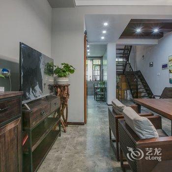 成都路客谷地公社复式酒店提供图片