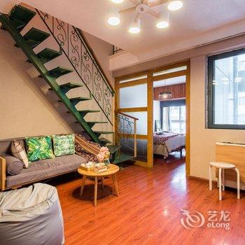 成都路客复式(分店)酒店提供图片