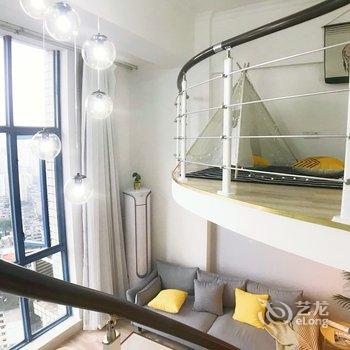 成都大洋小镇复式(王家塘街店)酒店提供图片