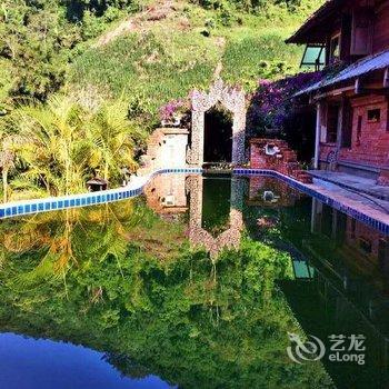 勐腊雨林传说民宿酒店提供图片