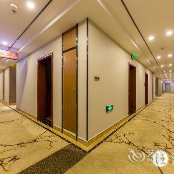 Q+瑞云大酒店(兰州正宁路店)酒店提供图片