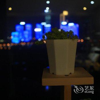 重庆想多了青年旅舍酒店提供图片