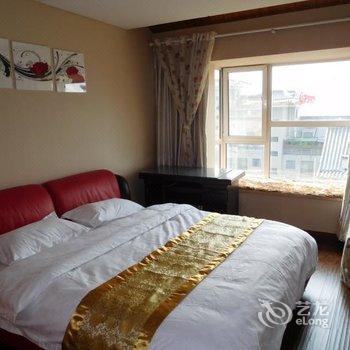 西安阁楼上的月光公寓(雁引路分店)酒店提供图片