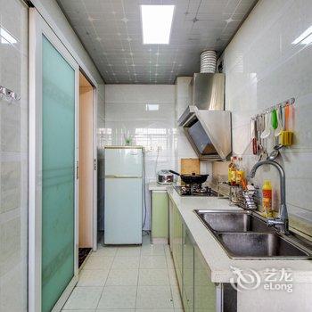 成都凉凉露水普通公寓酒店提供图片