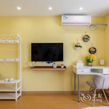 重庆约见love轻奢民宿黄泥磅店(黄龙路分店)酒店提供图片