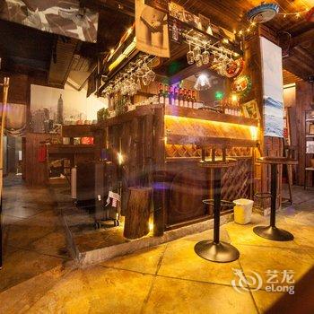 凤凰WE旅店酒店提供图片