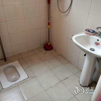 成都东站芳芳民宿(云顶山路分店)酒店提供图片