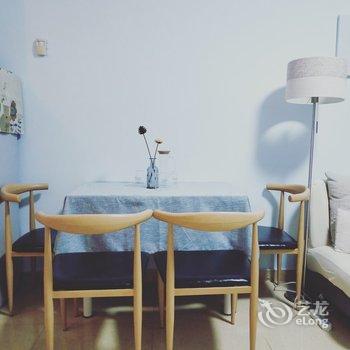 成都何咻咻普通公寓酒店提供图片