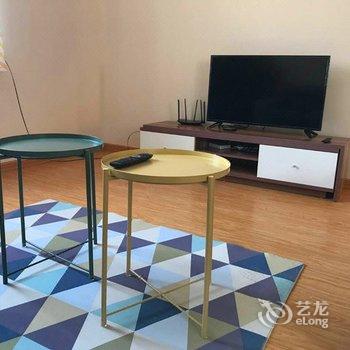 青岛出门就是海整天浪普通公寓酒店提供图片