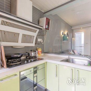 成都穿阅·成都春熙路北欧跃层双卧室套房复式酒店酒店提供图片